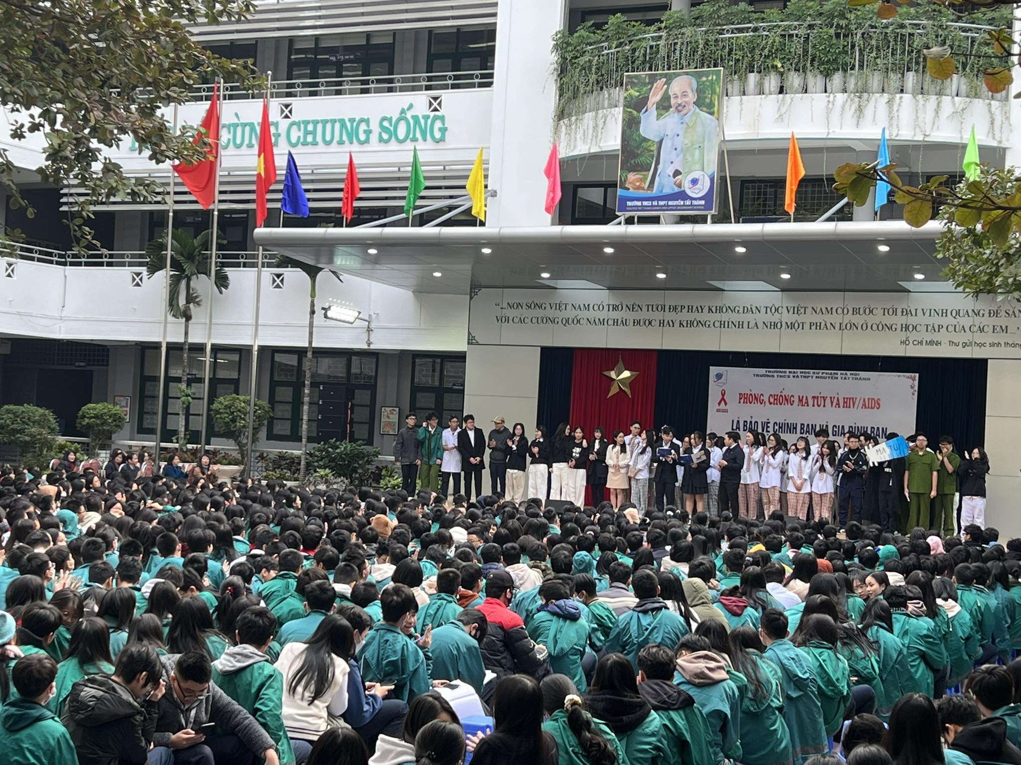 THCS và THPT Nguyễn Tất Thành