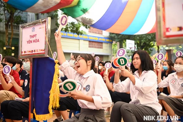 Trường THPT Yên Hoà Hà Nội